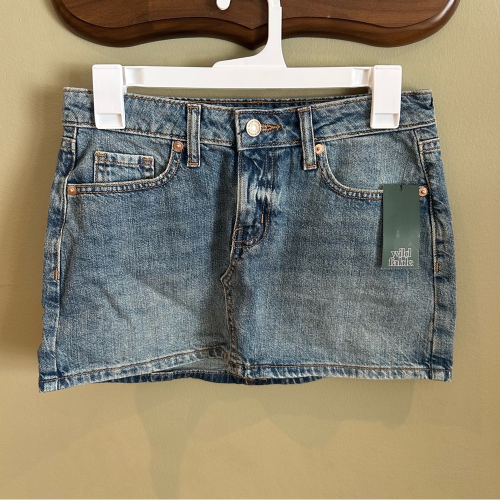Wild Fable Women’s Blue Denim Skirt Size 2